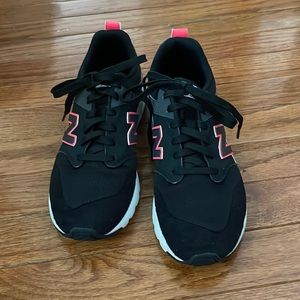 New Balance 009  size 8